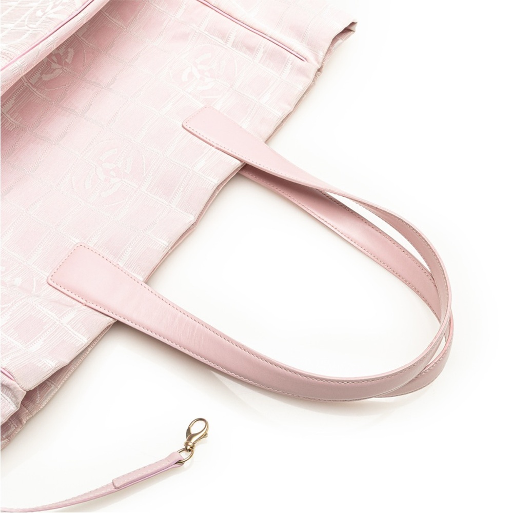 CHANEL Pink CC logo Travel Ligne Tote - Picture 5 of 13